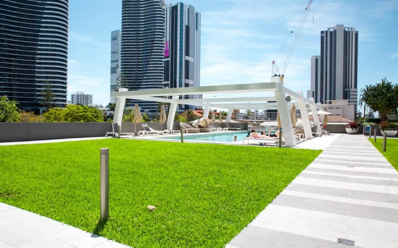 The Eureka On Broadbeach Daire