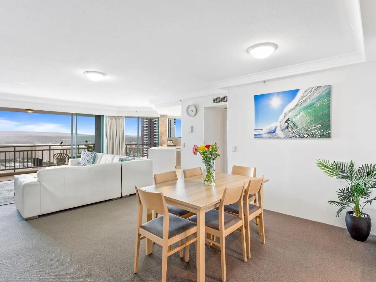 Crown Towers Superior 3 Bedroom - Coasthm Apartment *