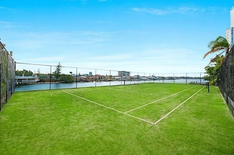 Relax With & River Views In 3br W/ Pool