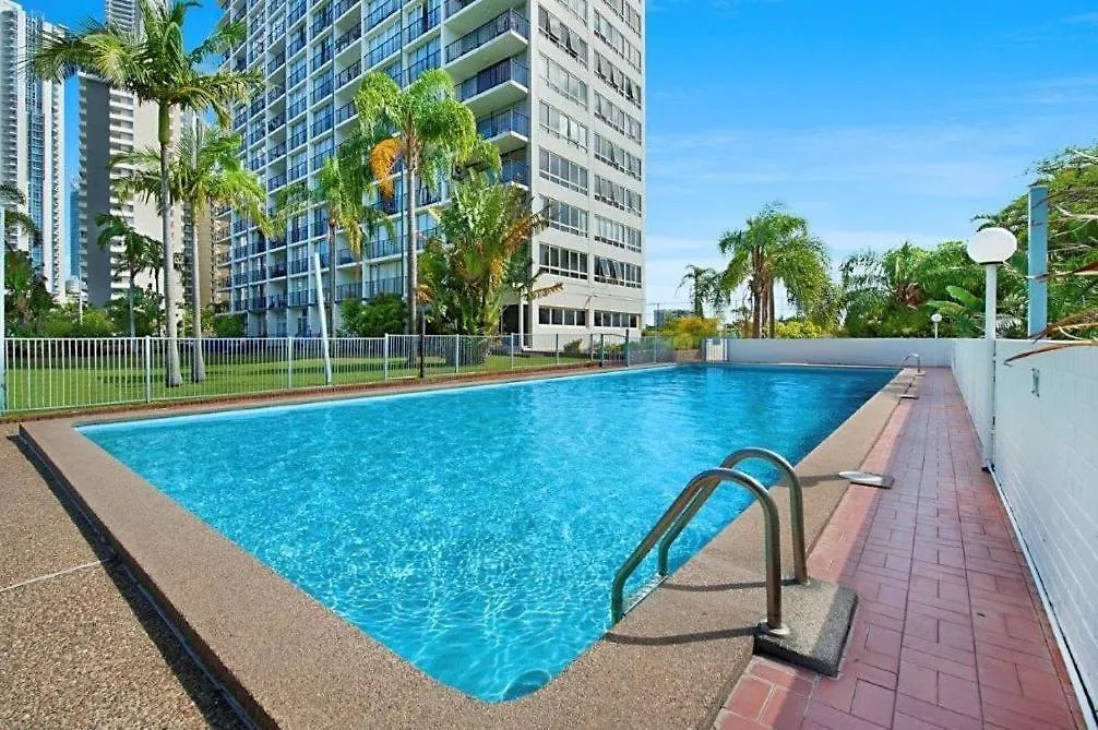 Apartment Relax With & River Views In 3br W/ Pool Gold Coast
