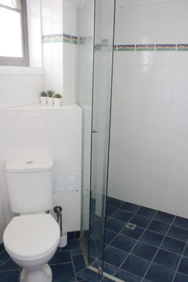 Lovely 1 Bedroom Steps To The Διαμέρισμα