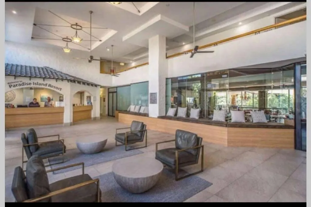 The Lifestyles , Paradise Island