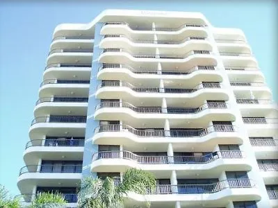 Alexander Aparthotel 3*