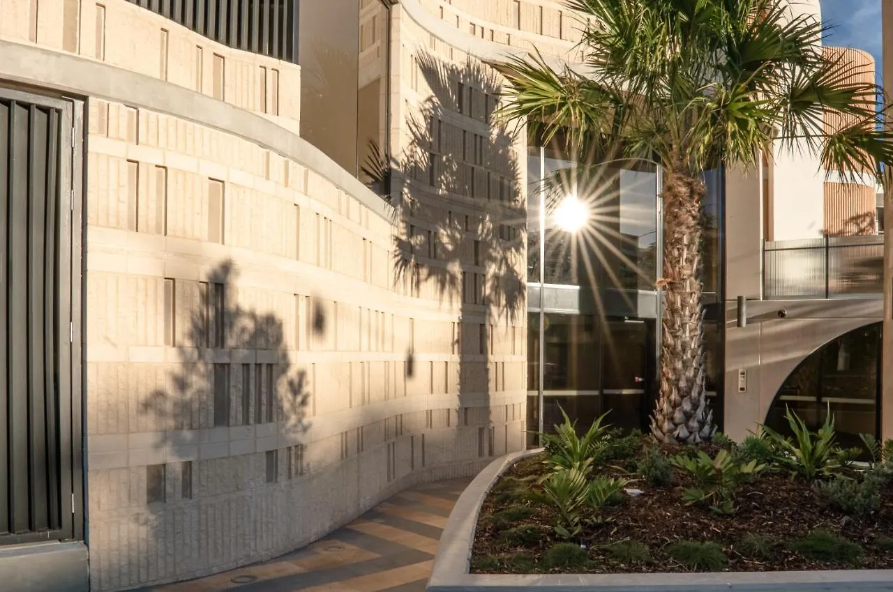 Encore Broadbeach - Official Apartment Gold Coast
