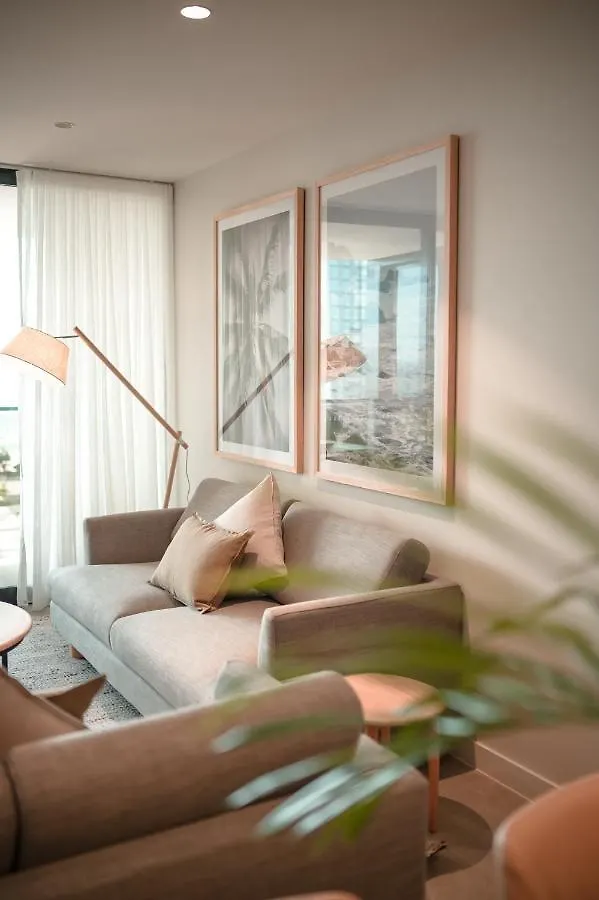 Encore Broadbeach - Official * Gold Coast