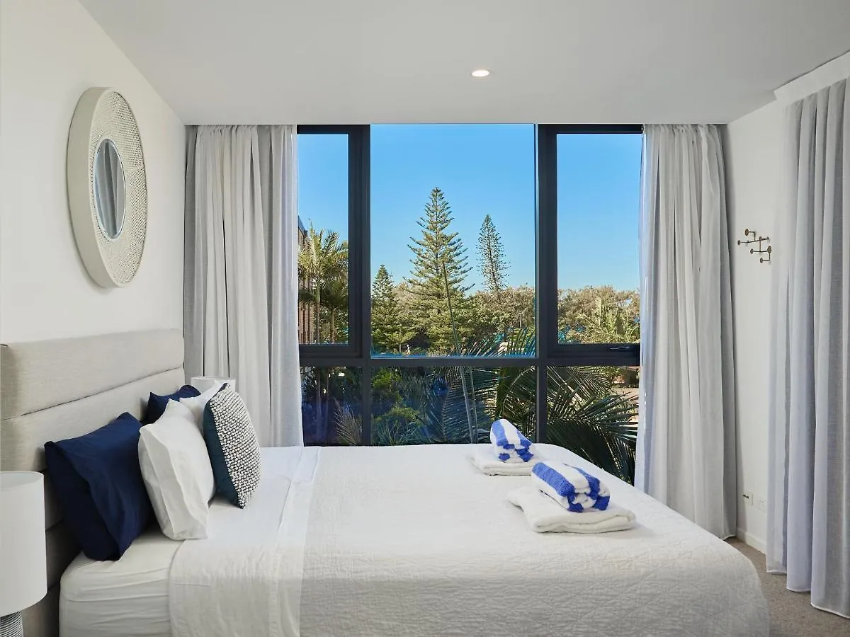 Boardwalk Burleigh Luxury Three Bedroom