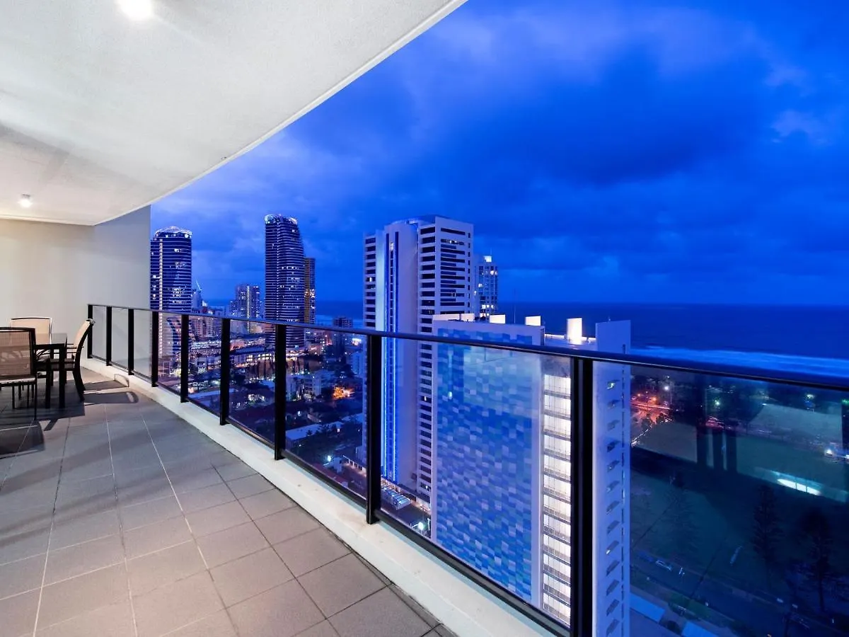 Stunning And Spacious With Ocean Views Sierra Grand Broadbeach - Gchm Apartment Gold Coast