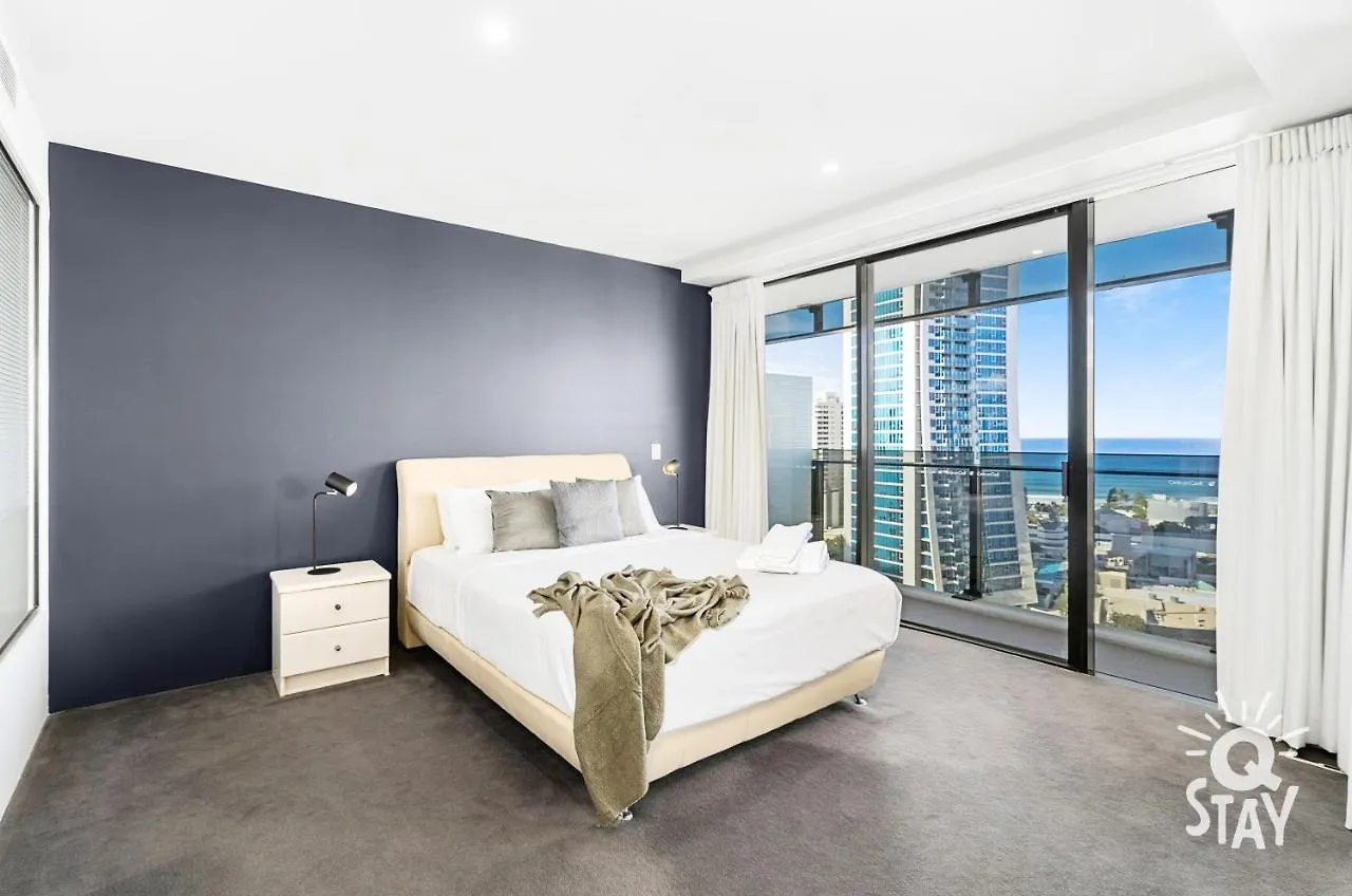 Circle On Cavill, 1 Bedroom Ocean Family Surfers Paradise *