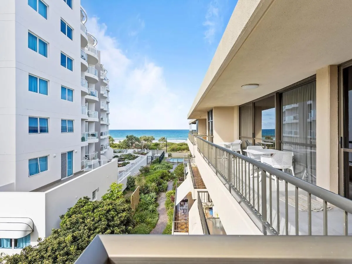 Beachfront Getaway In Palm Beach - Coasthm * Guldkusten
