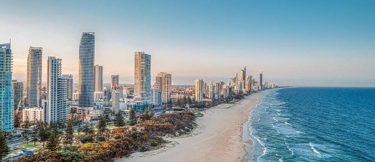 Apartment Air On Broadbeach Beachfront 2level Stunning With 180 Degree Views Gold Coast