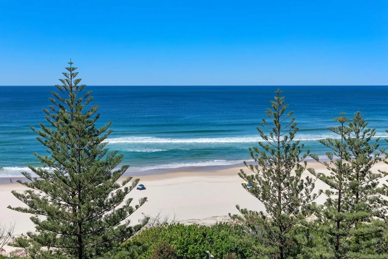 Southern Cross Beachfront Aparthotel 4*