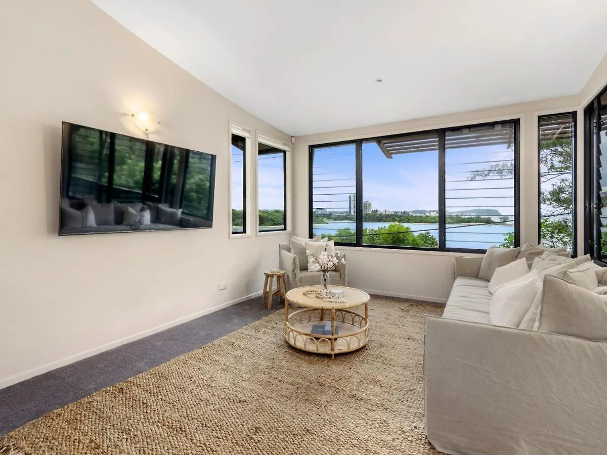 Currumbin Beachfront Haven Semesterbostad *