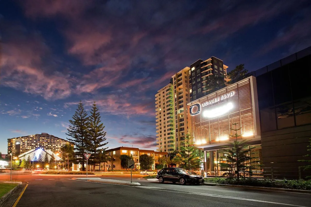 Oracle Broadbeach - 4 Bedroom Sub Penthouse Ocean View - Qstay Gold Coast