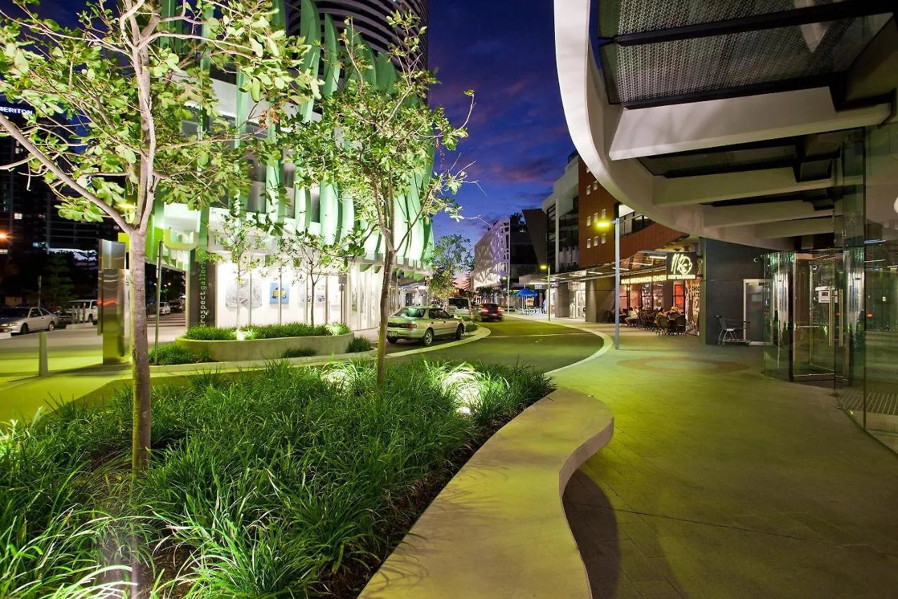 Apartment Oracle Broadbeach - 4 Bedroom Sub Penthouse Ocean View - Qstay *