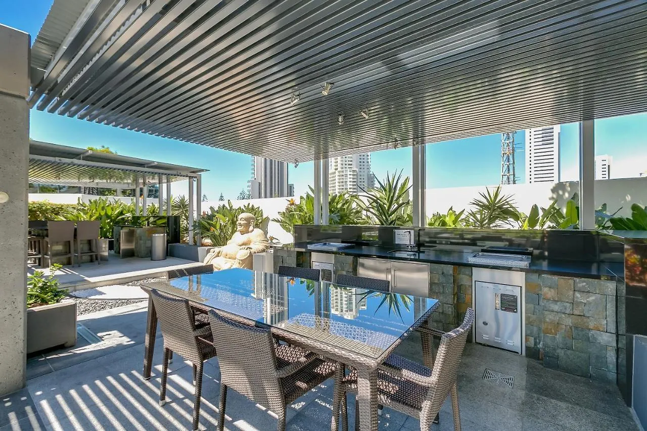 Apartment Oracle Broadbeach - 4 Bedroom Sub Penthouse Ocean View - Qstay Gold Coast