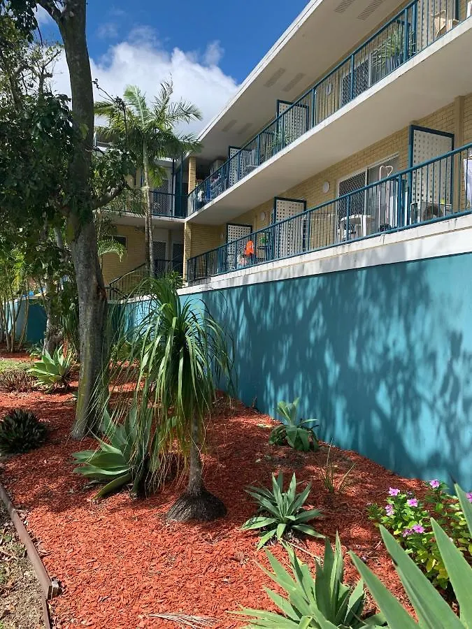 Broadwater Keys Aparthotel 3*