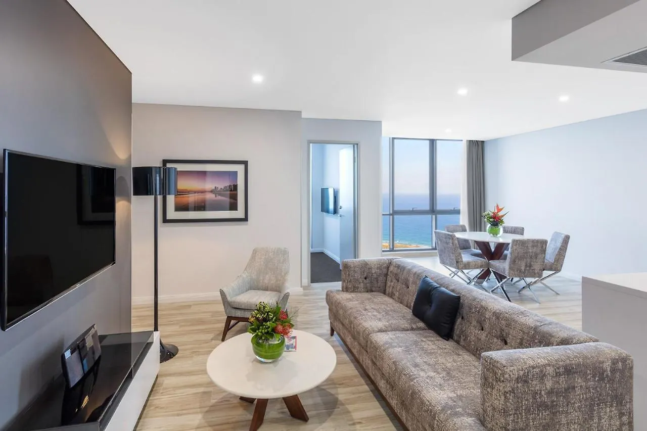 Hotel Meriton Southport Gold Coast
