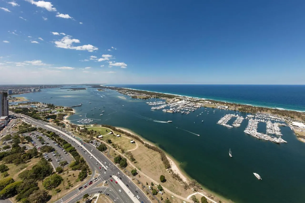 Hotel Meriton Southport Gold Coast