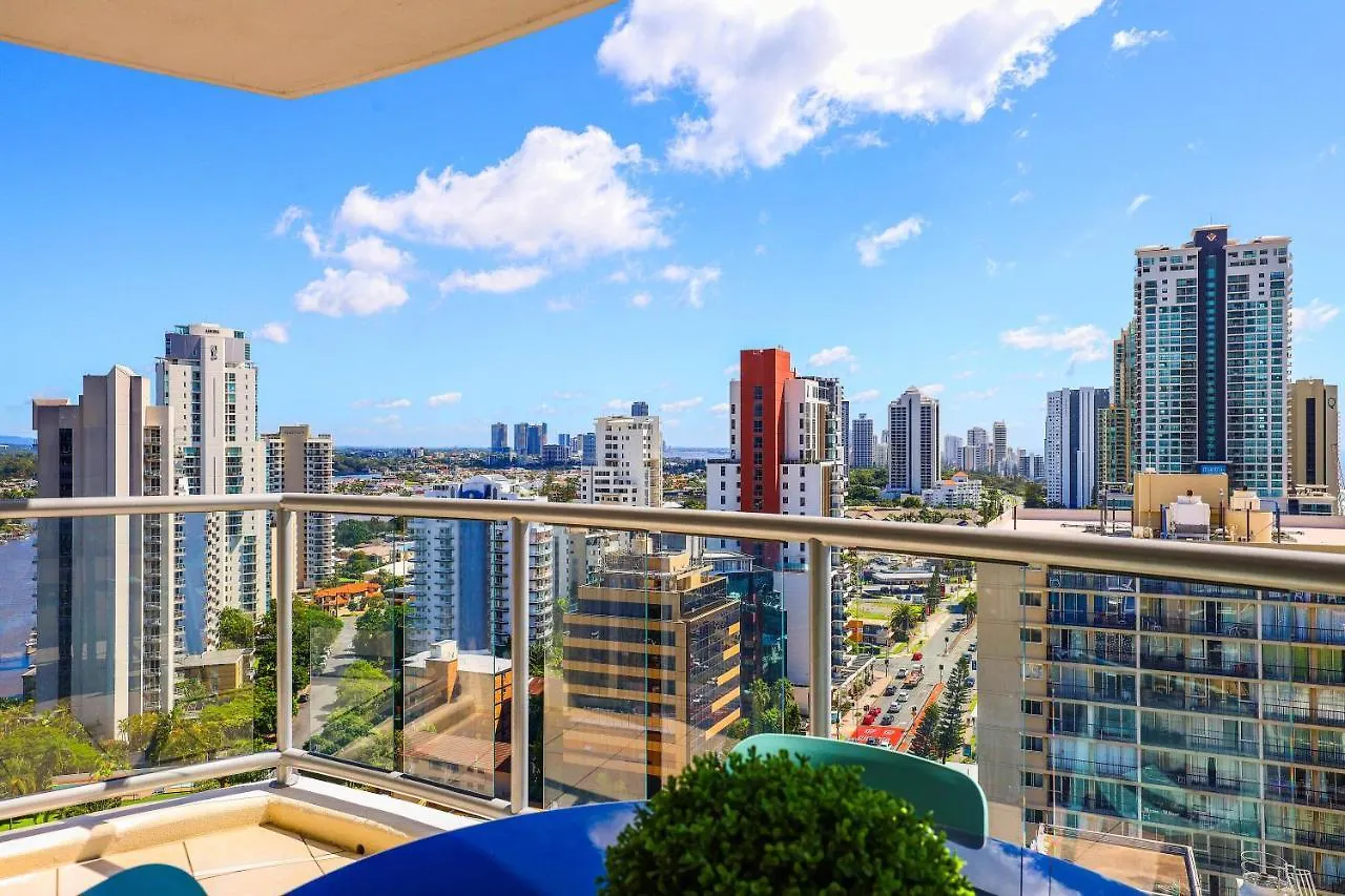 Chevron Renaissance Managed By Gchs * Gold Coast