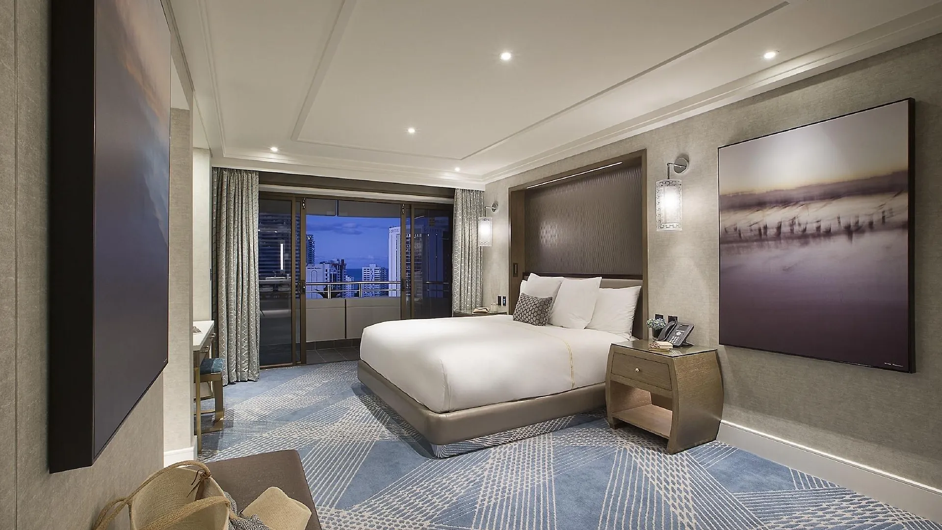 Отель The Star Grand 5*