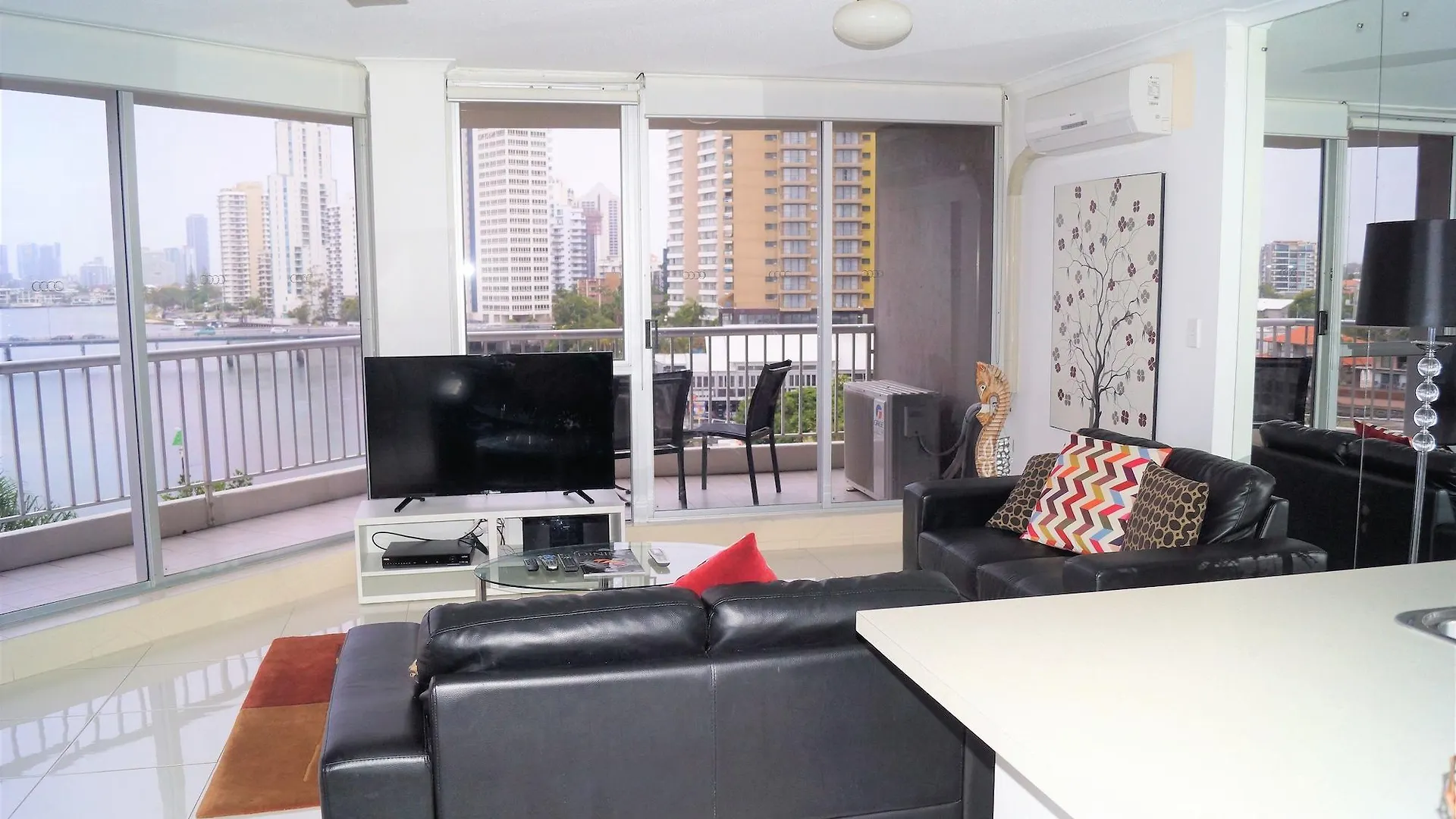 Aparthotel Moorings On Cavill Surfers Paradise Gold Coast