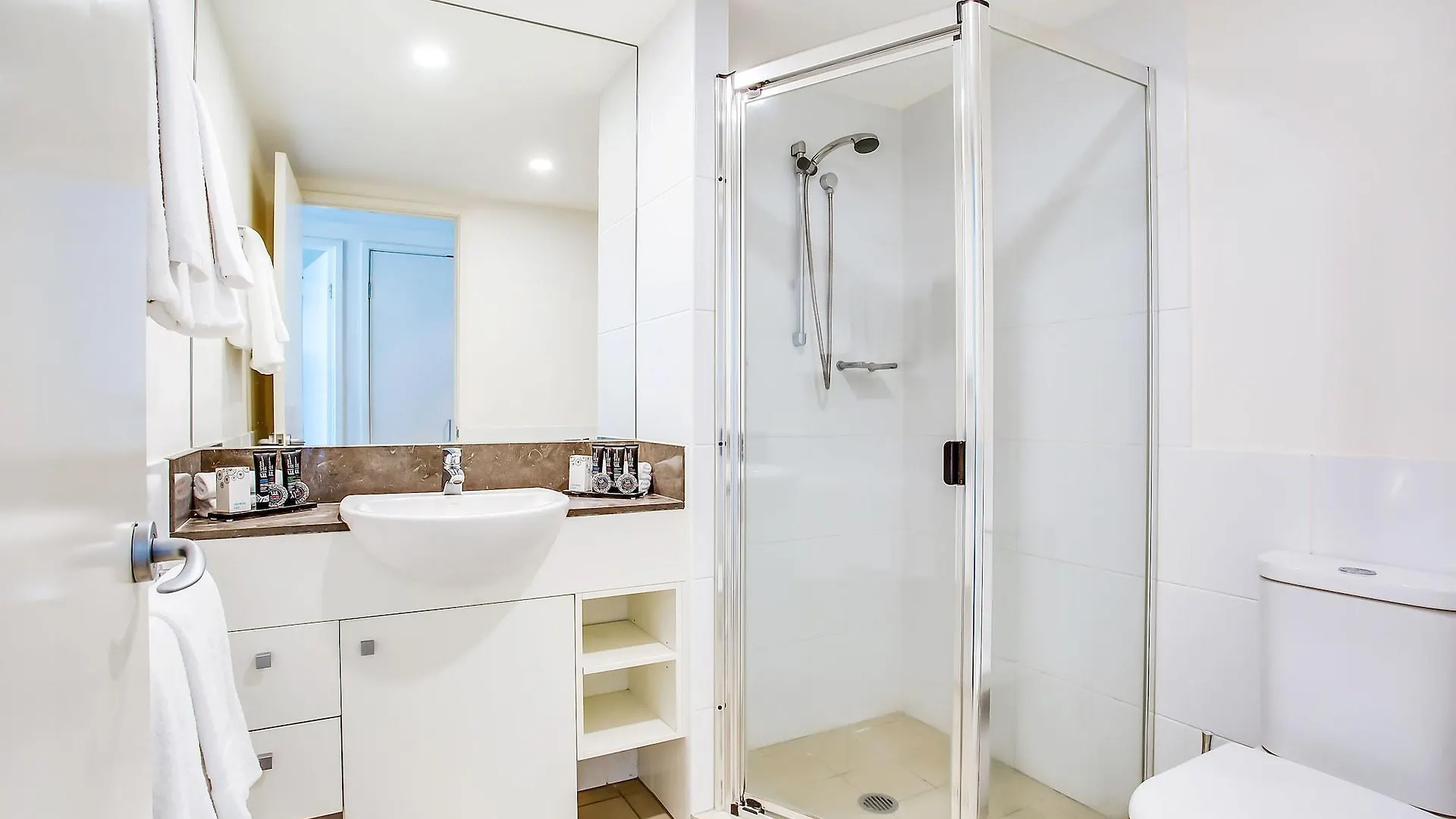 Aparthotel Mantra Broadbeach On The Park 4*