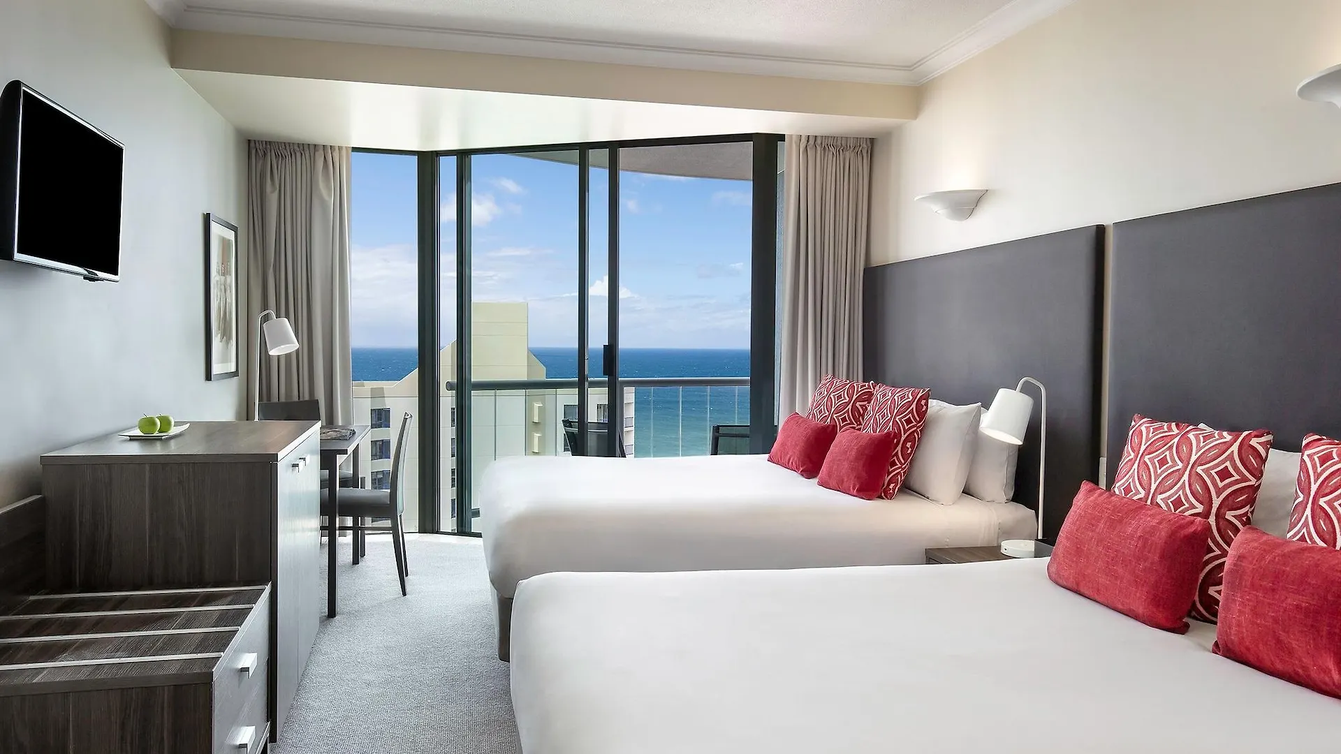 Mantra Legends 4* Gold Coast