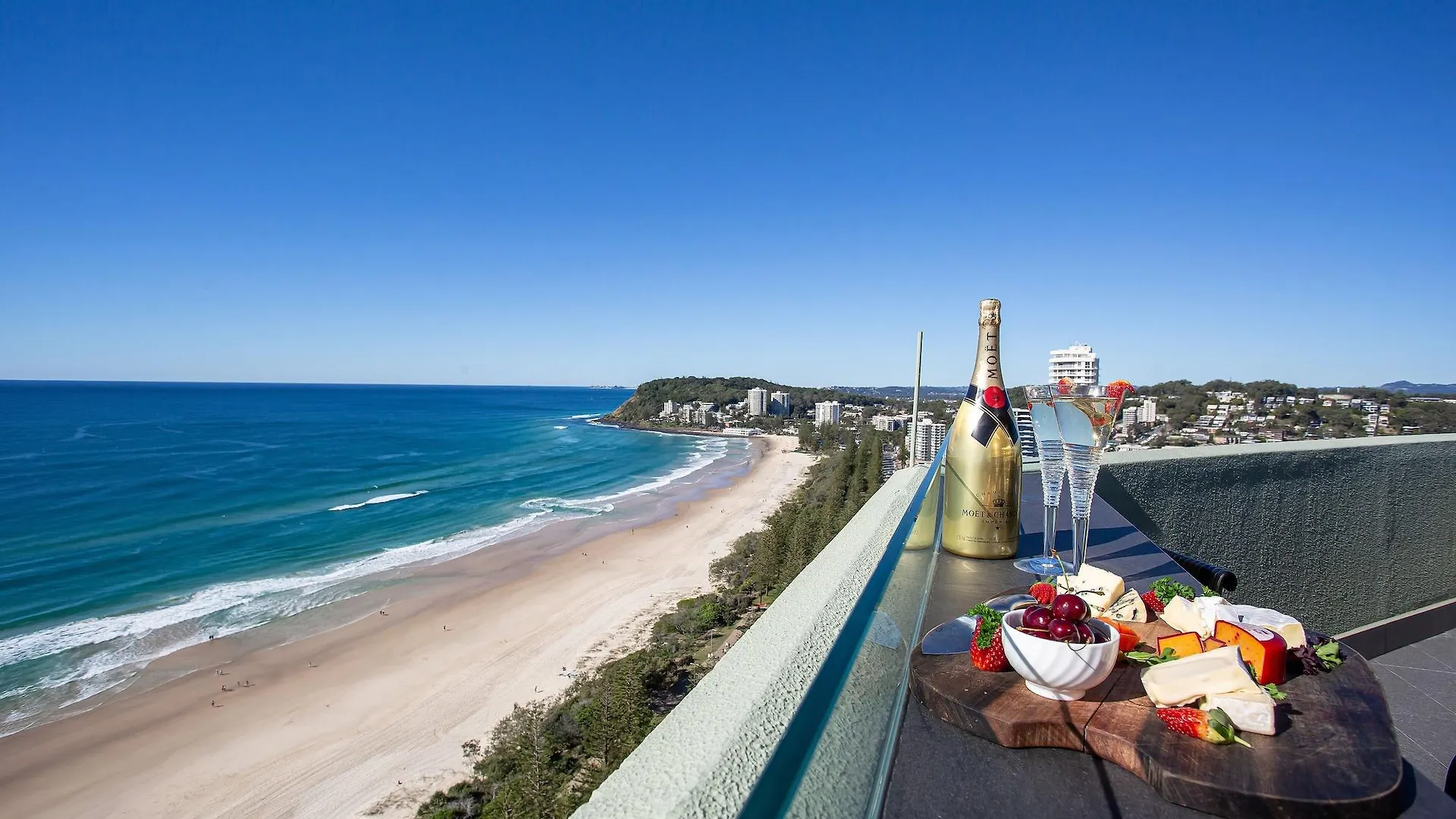 Aparthotel Burleigh Esplanade Gold Coast