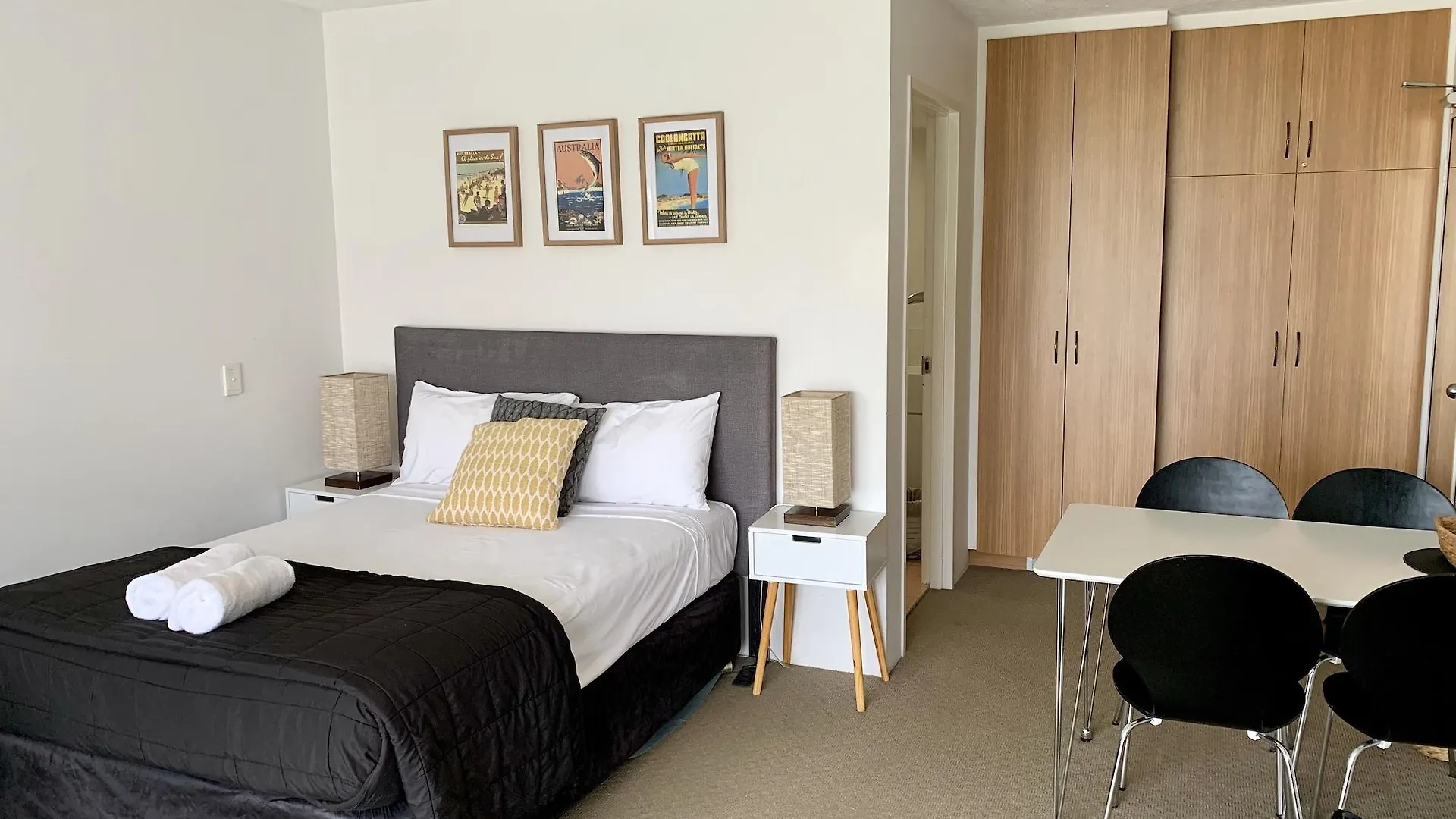 Outrigger Burleigh Hotel