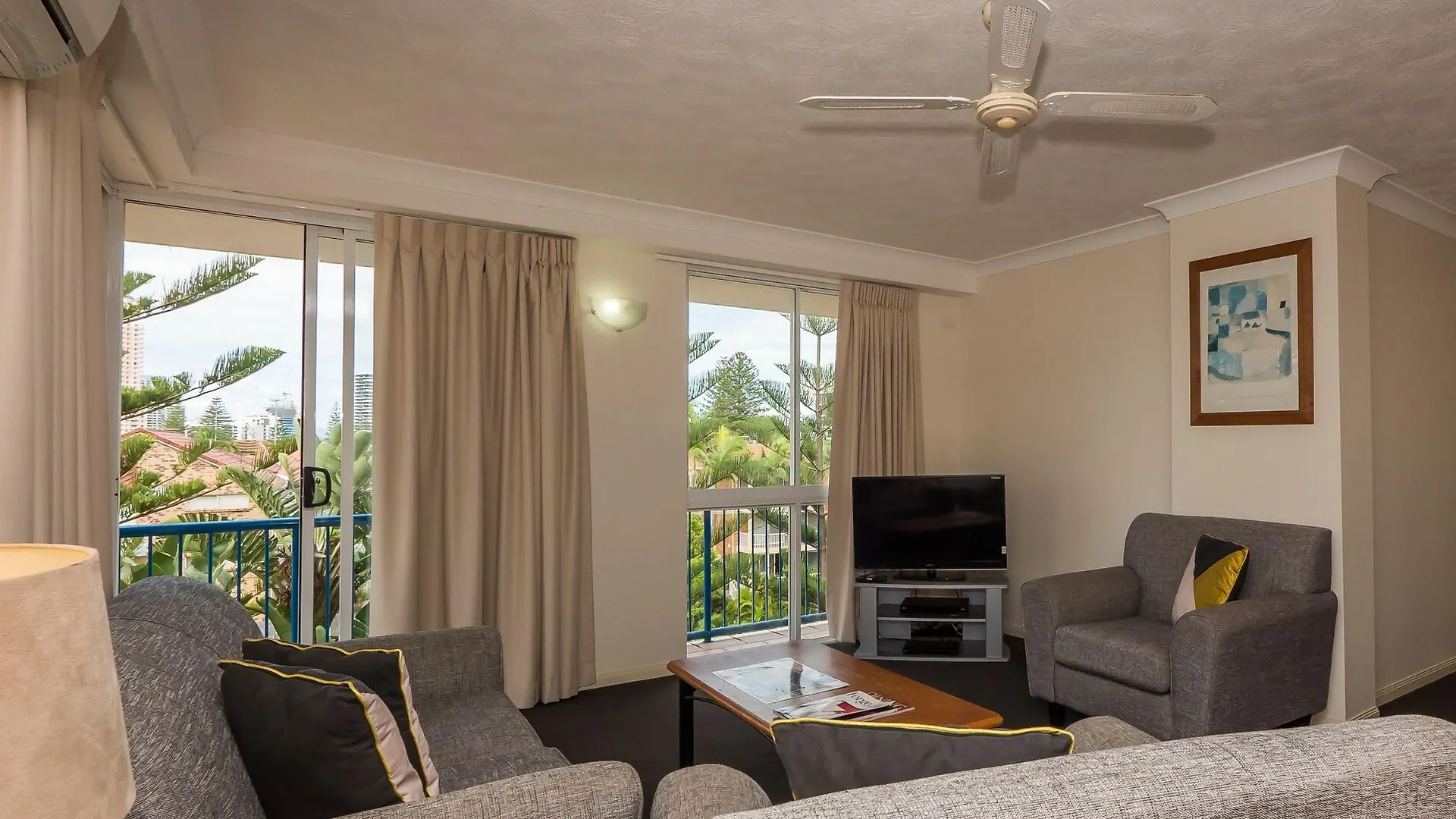 Aparthotel San Mateo On Broadbeach 4*