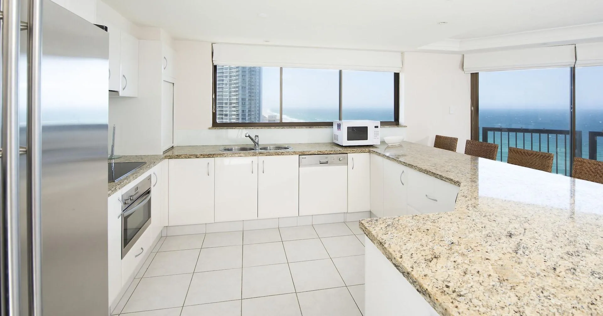 Breakfree Longbeach Aparthotel Gold Coast