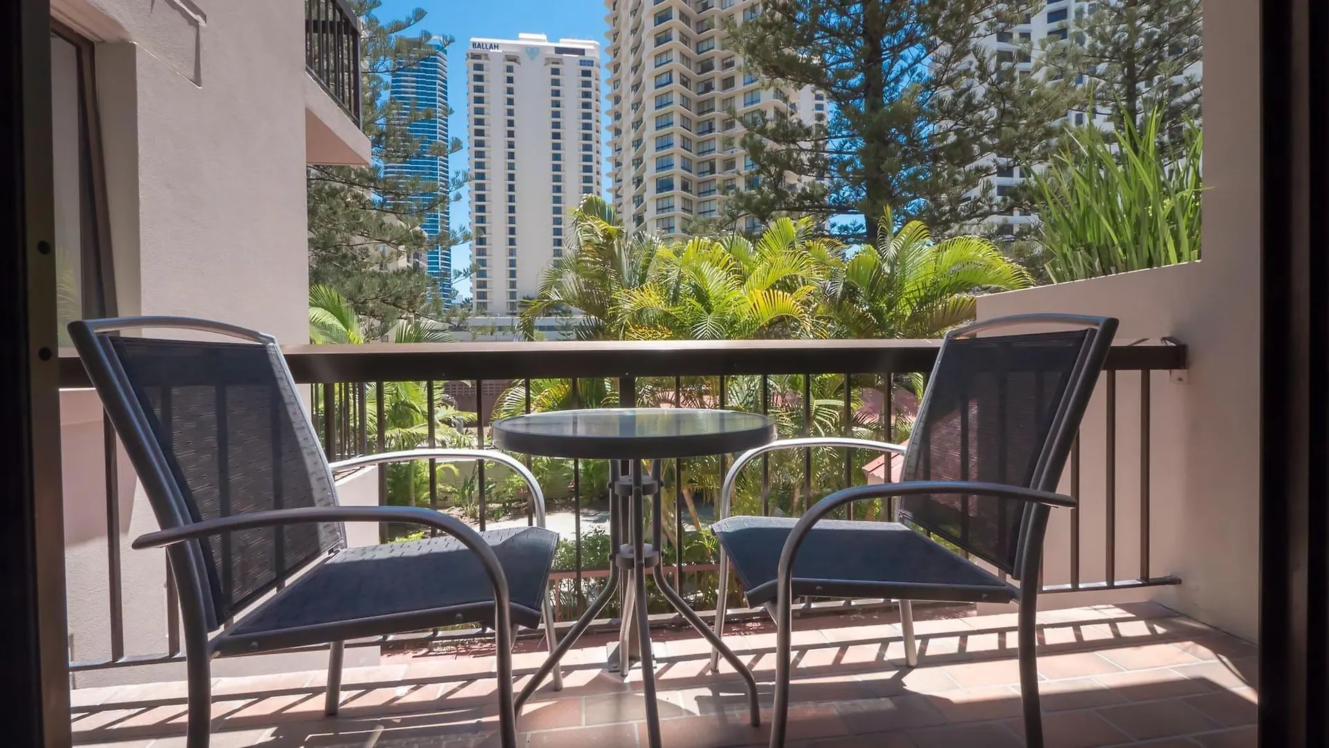 Aparthotel Trickett Gardens Gold Coast