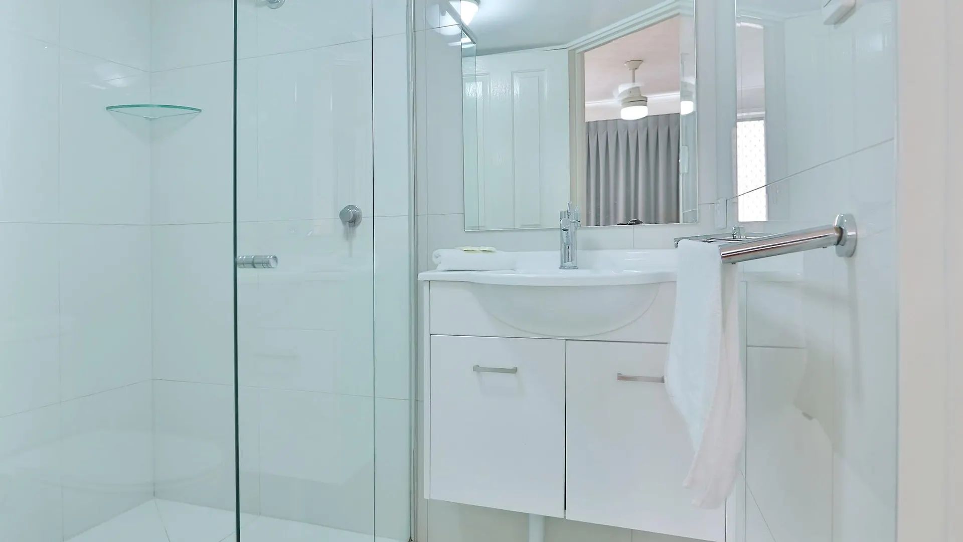 K Surfers Paradise Apartment *