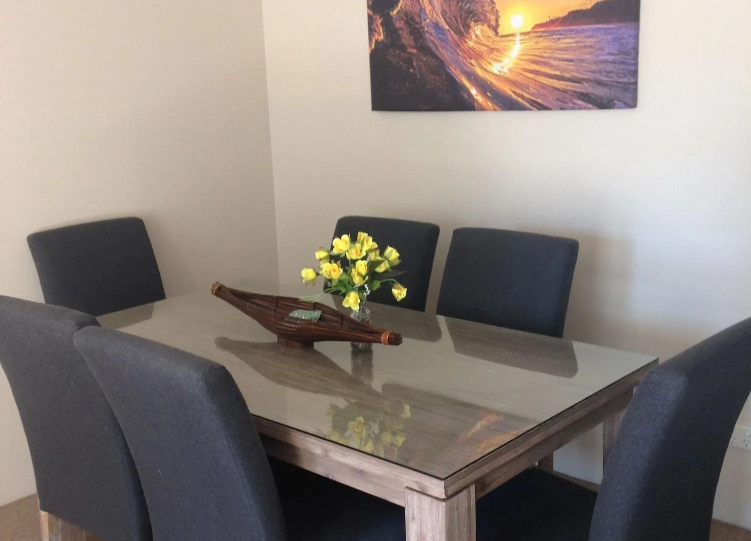 K Surfers Paradise Apartment *