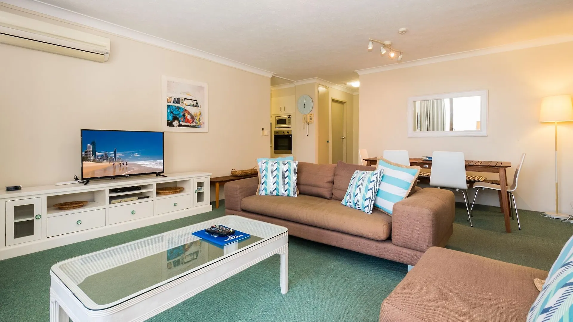 Breakers North Absolute Beachfront - Official Aparthotel 4*