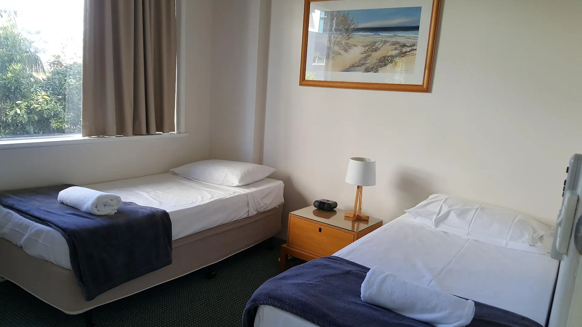 Wyuna Beachfront 3* Gold Coast