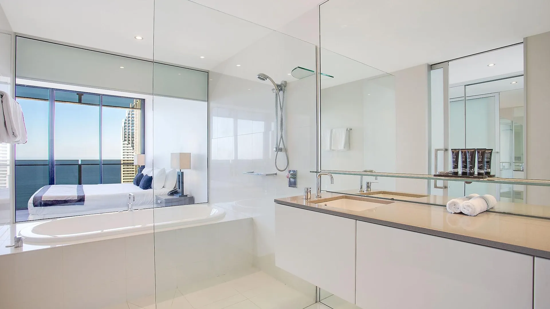 Mantra Circle On Cavill Aparthotel Gold Coast