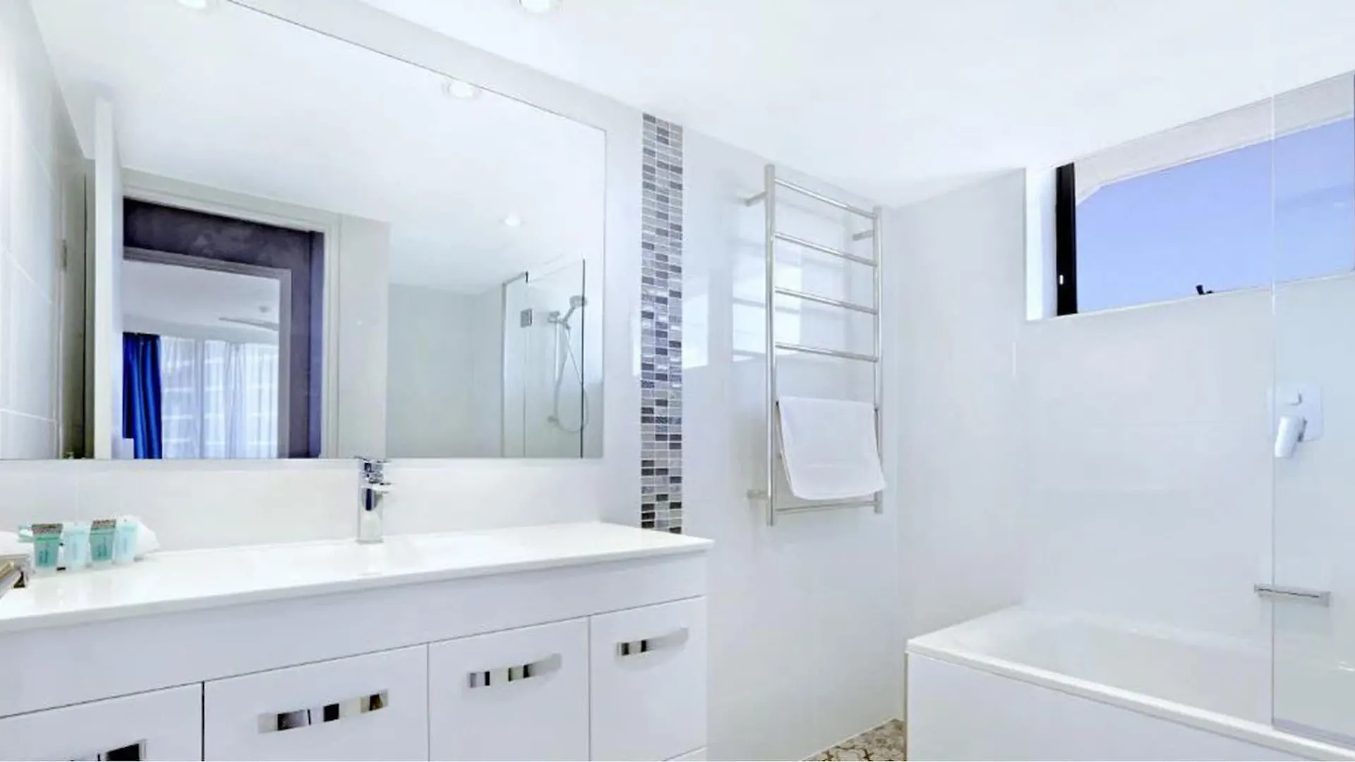 Genesis Apartments By Gold Coast Premium