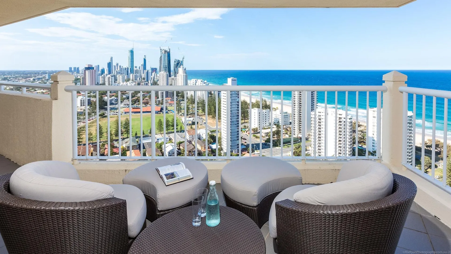 Belle Maison - Official 4* Gold Coast