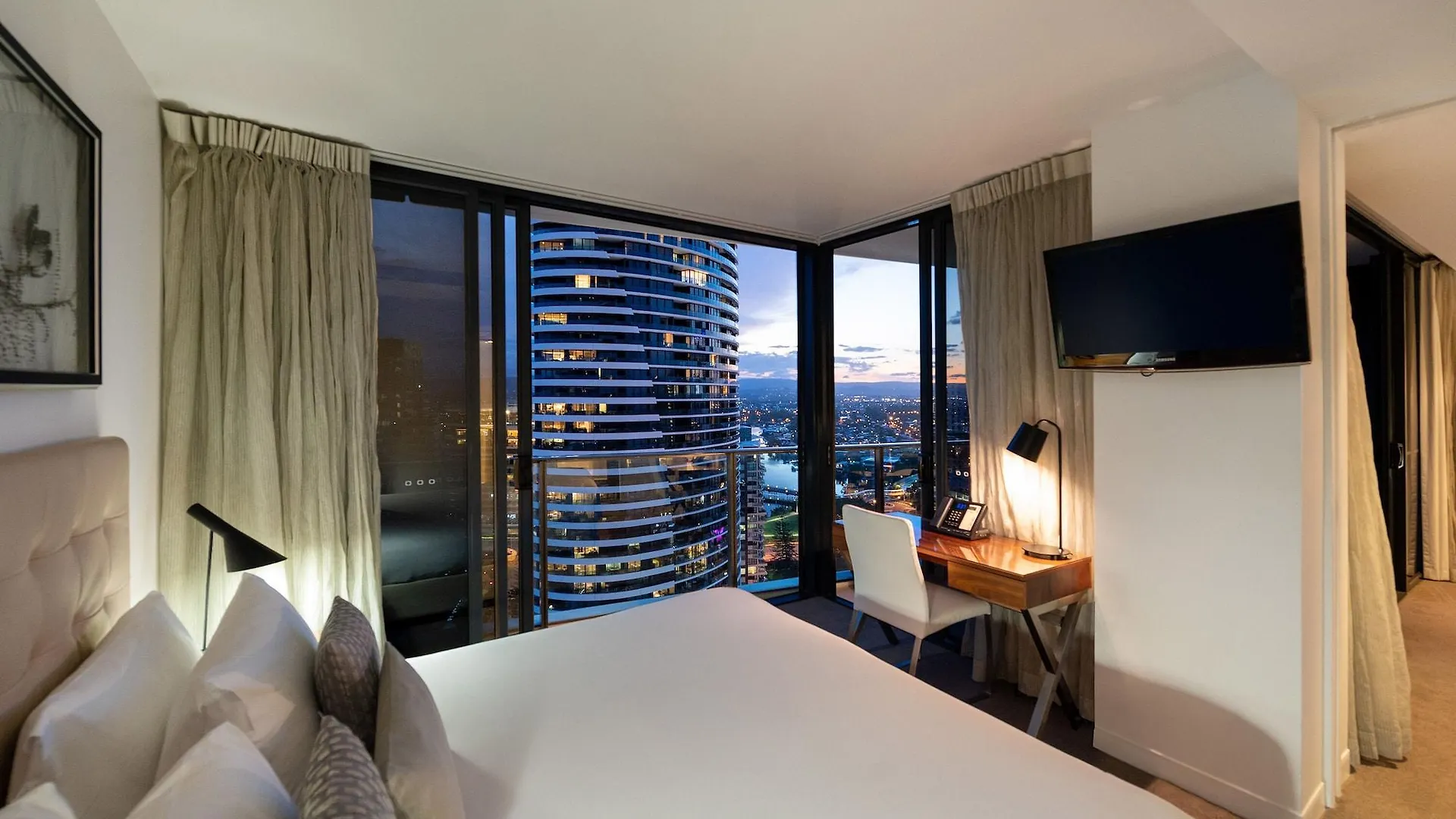 Apart Otel Peppers Broadbeach