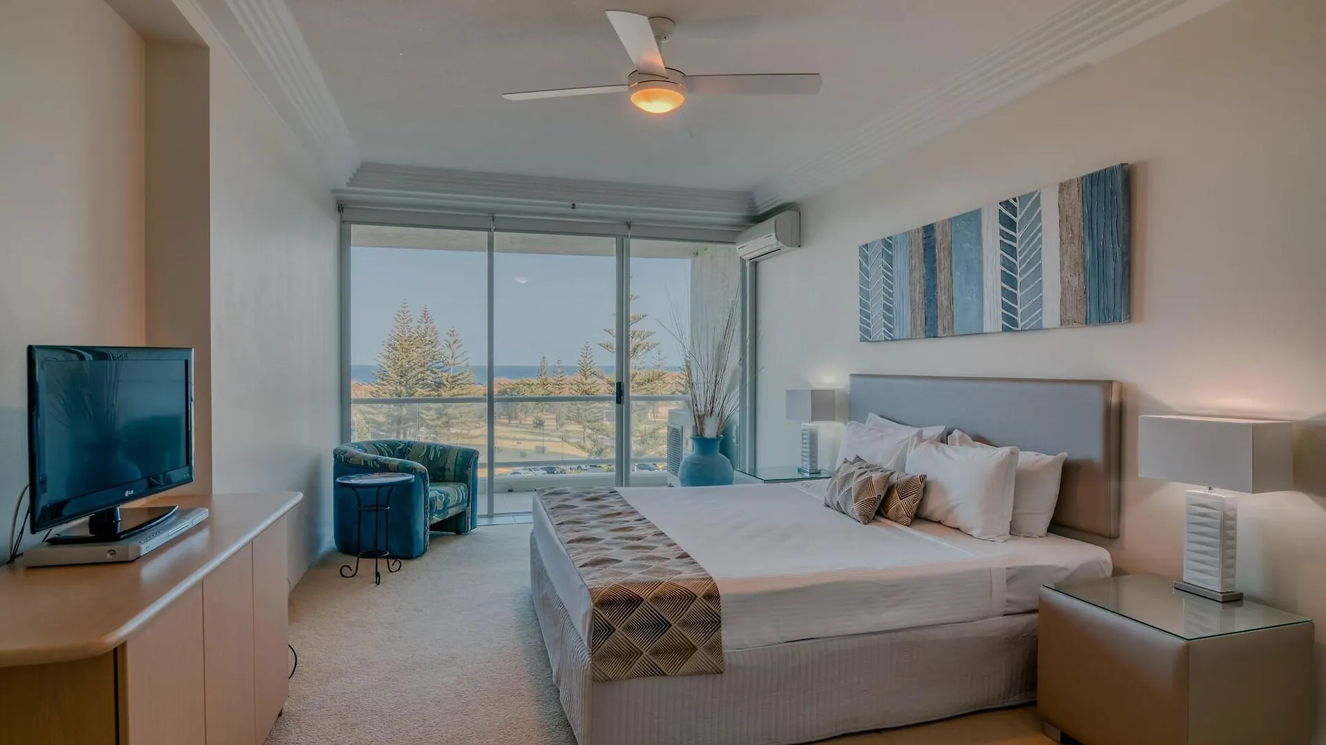 Apart-hotel Carmel By The Sea 4*