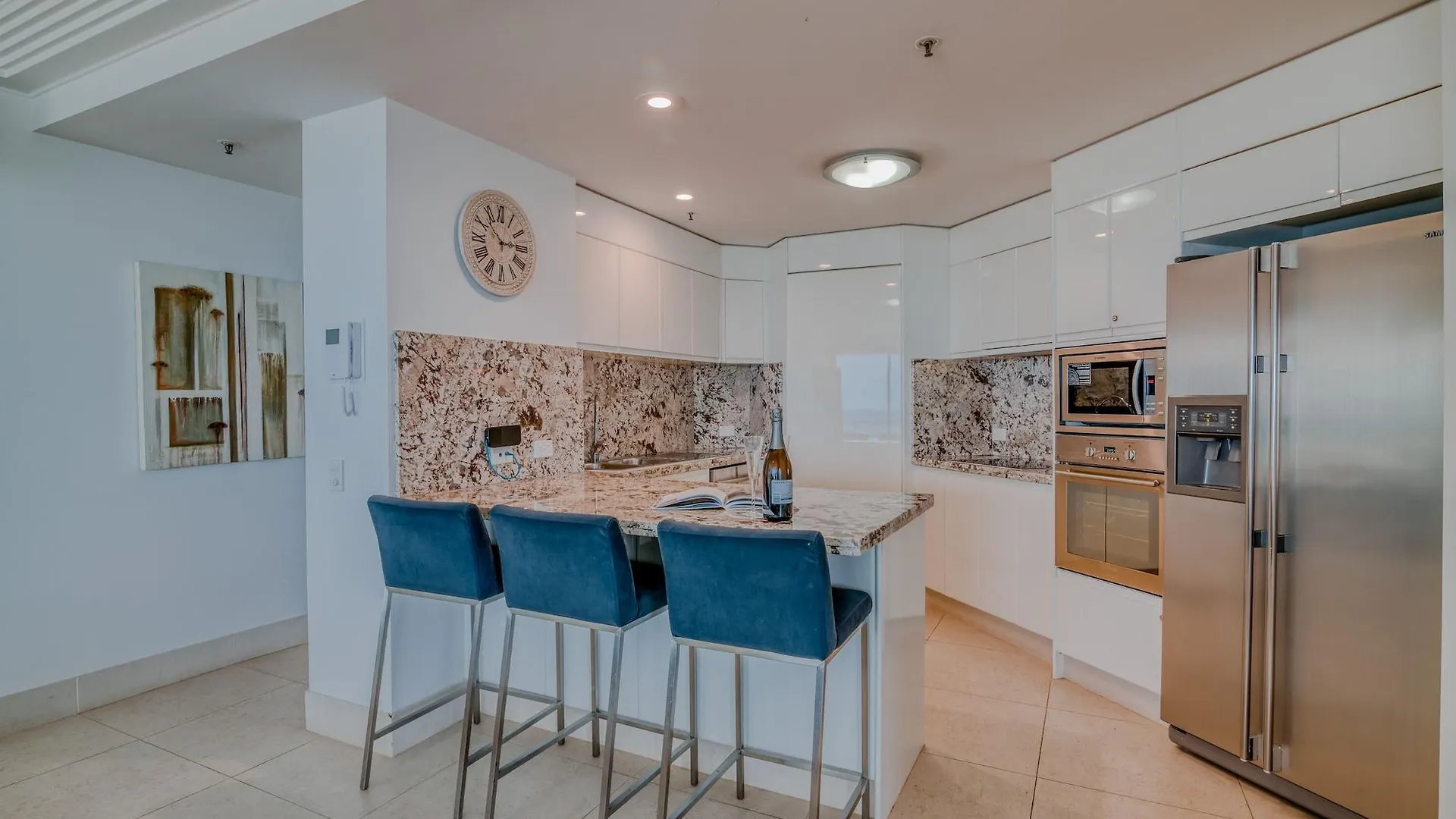 Carmel By The Sea Apart-hotel Gold Coast