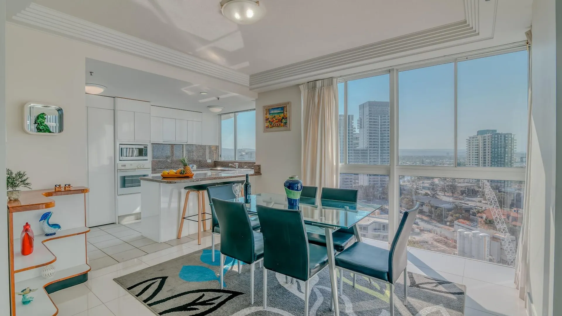 Carmel By The Sea Apart-hotel Gold Coast