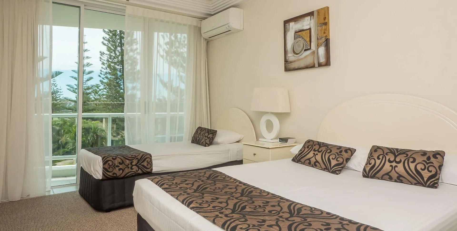 Apart-hotel Carmel By The Sea Gold Coast