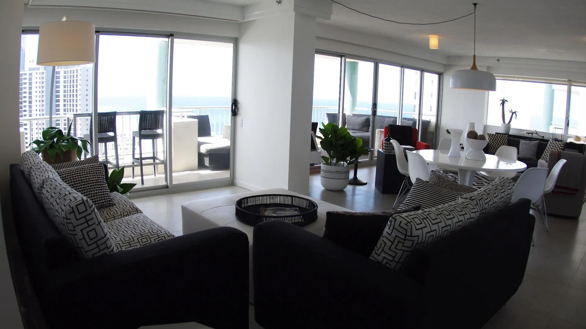 Marriner Views Aparthotel