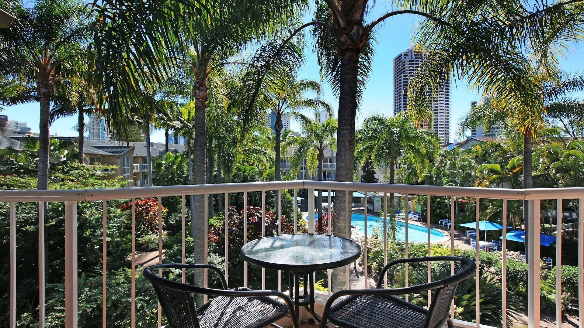 Mari Court Aparthotel 3*