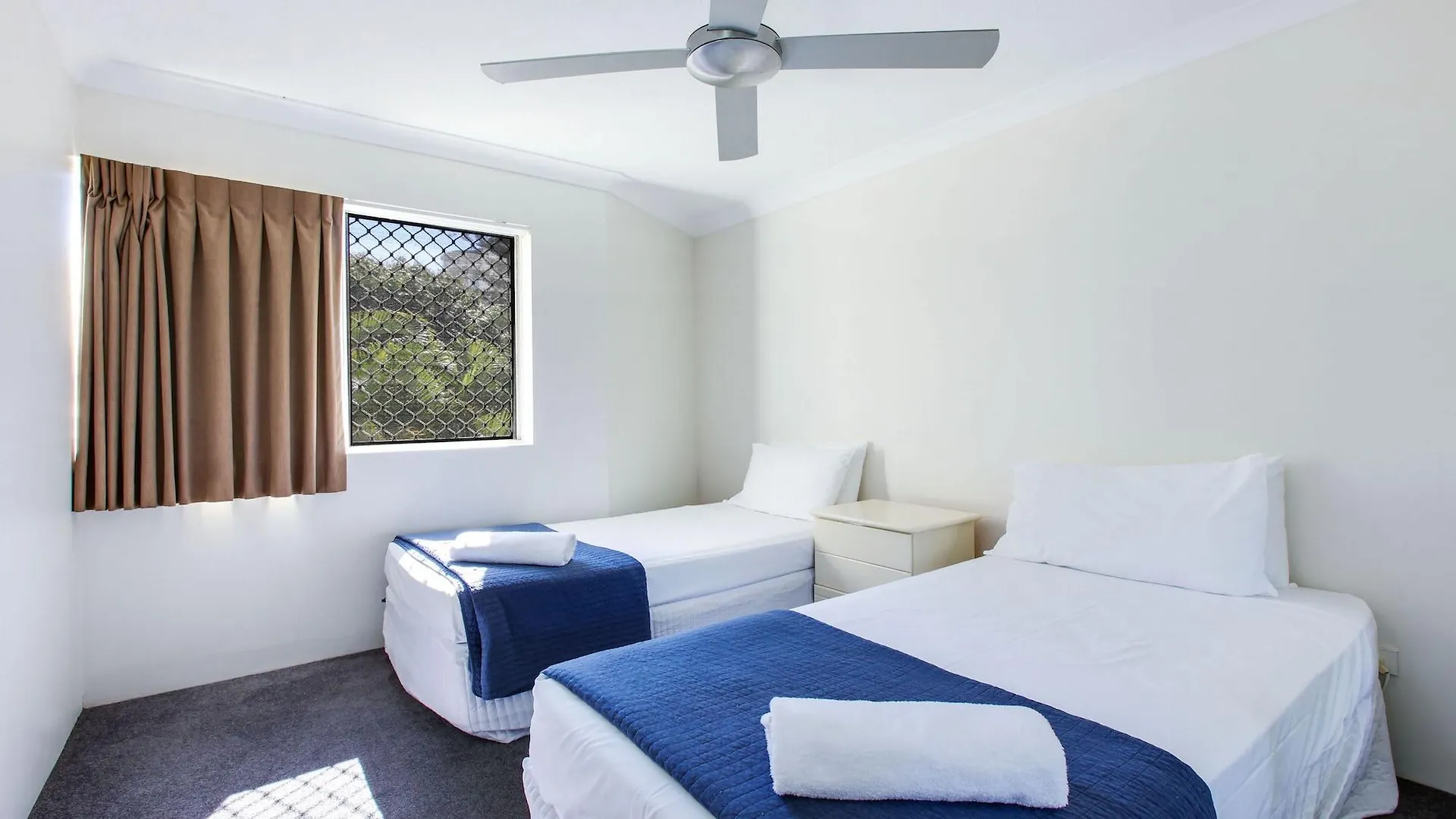 Mari Court Aparthotel