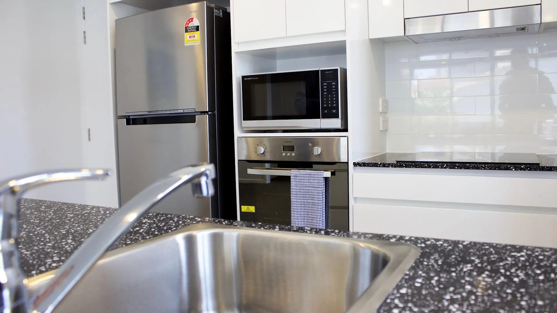 Synergy Broadbeach - Official Gold Coast