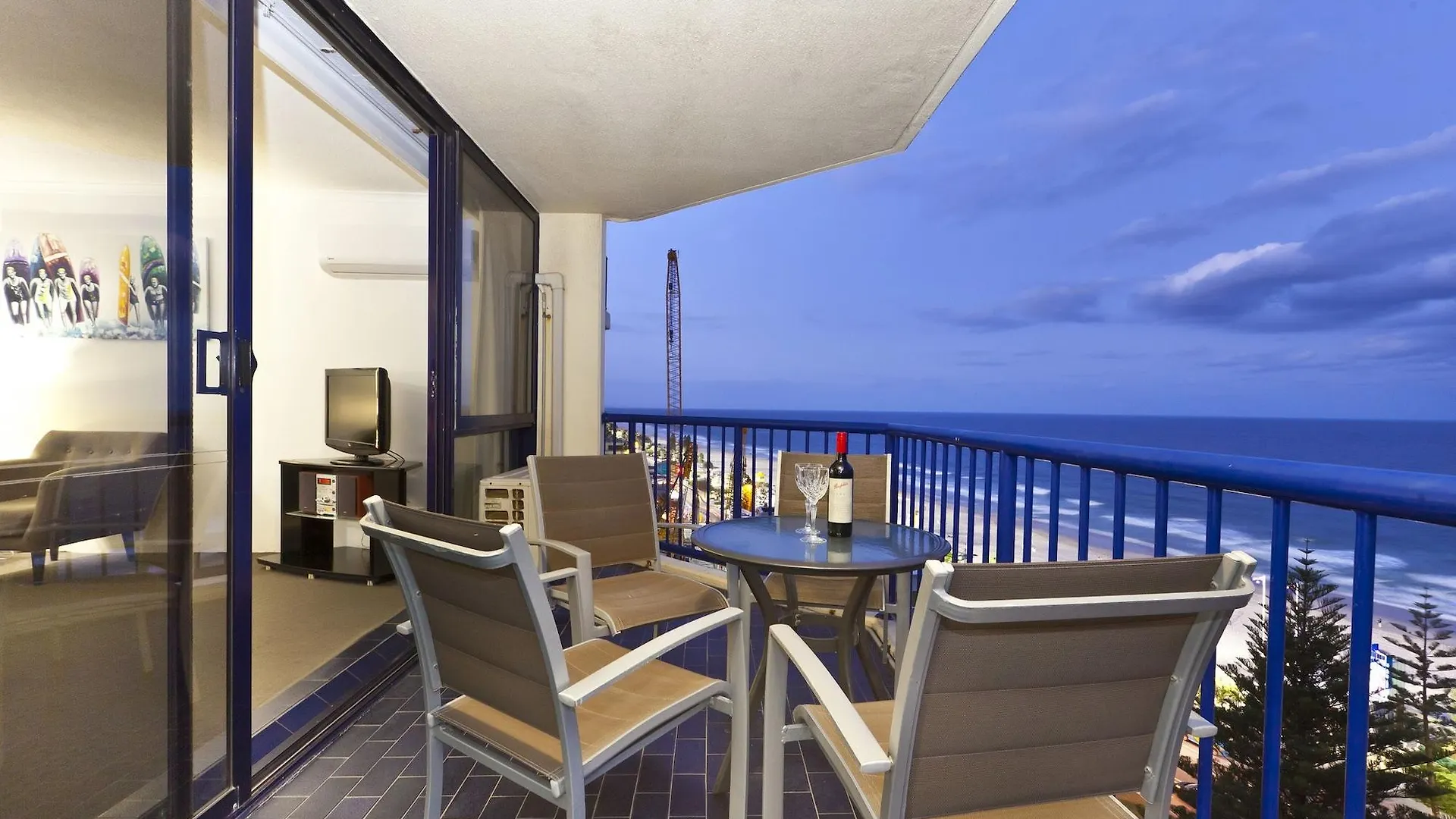 Surf Regency Aparthotel