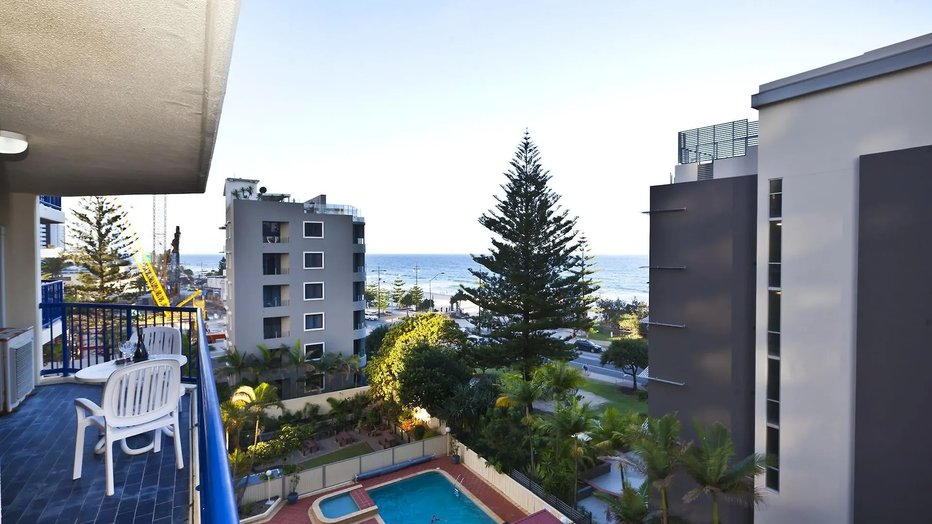 Surf Regency Aparthotel